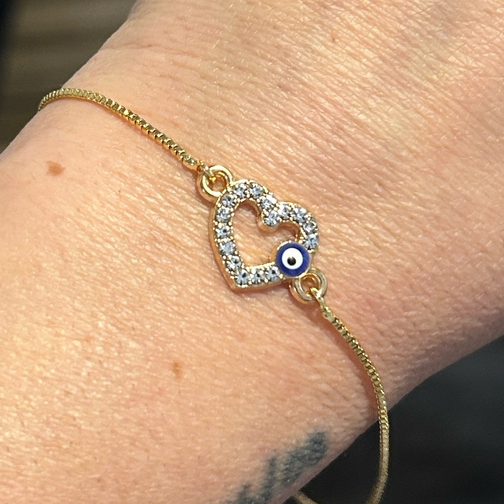 Evil eye and heart bracelet NEW